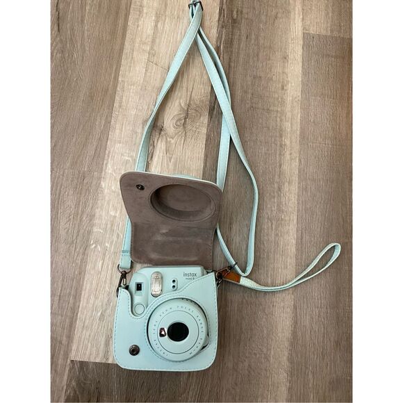 FUJIFILM Instax Mini 9 Ice Blue Instant Film Camera & Case w/Cover - Picture 1 of 8